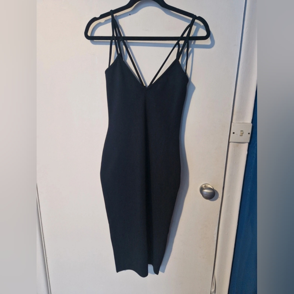 Missguided - Black Midi Dress
